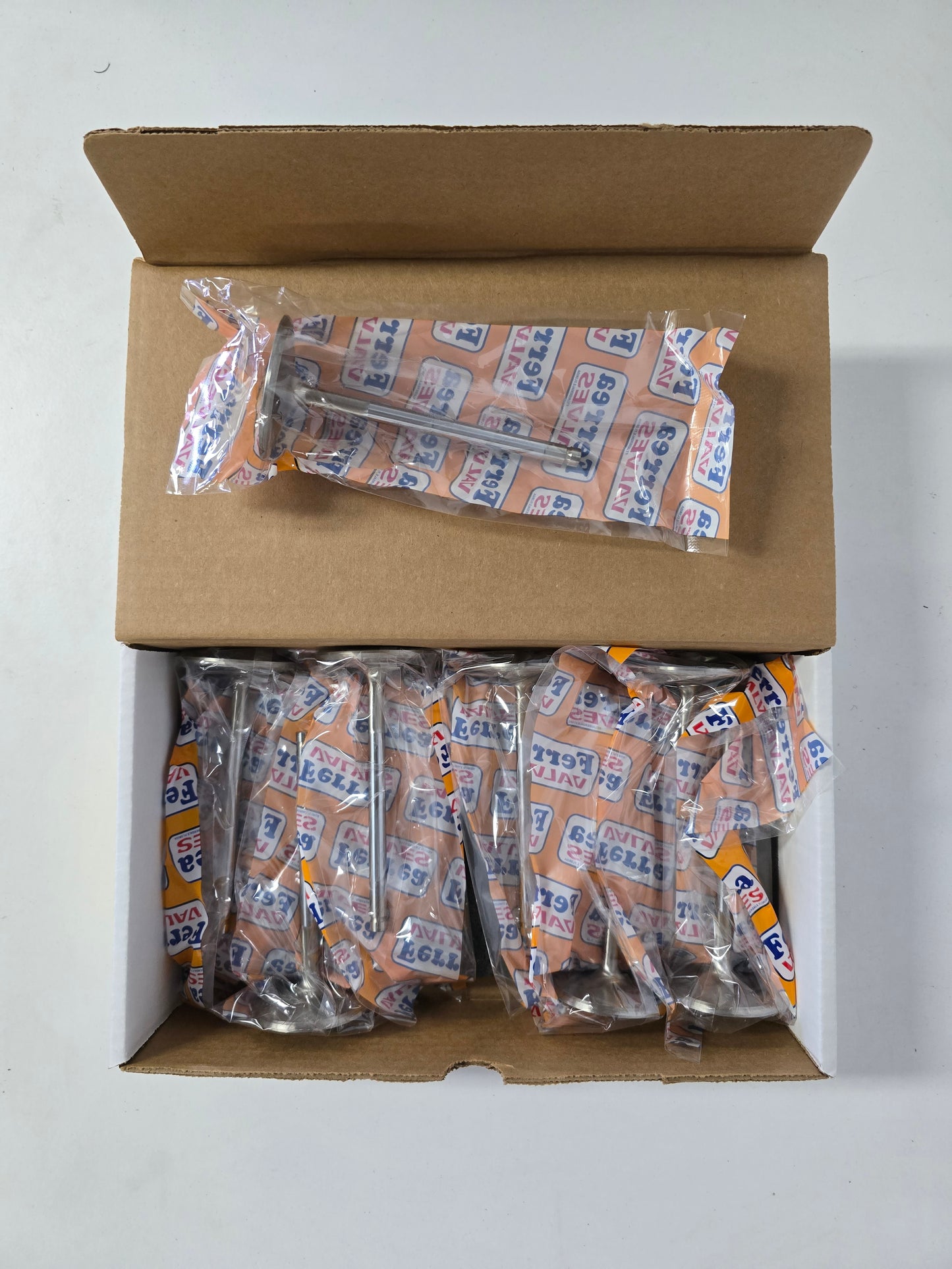 Ferrea 6000 Series Intake Valve LS3 2.165" x .3135 x 4.900"