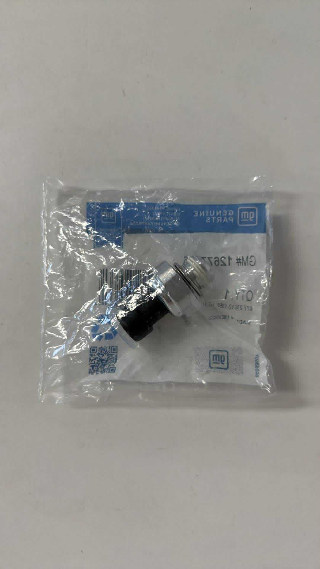 Genuine GM Oil Pressure Sensor 12677836